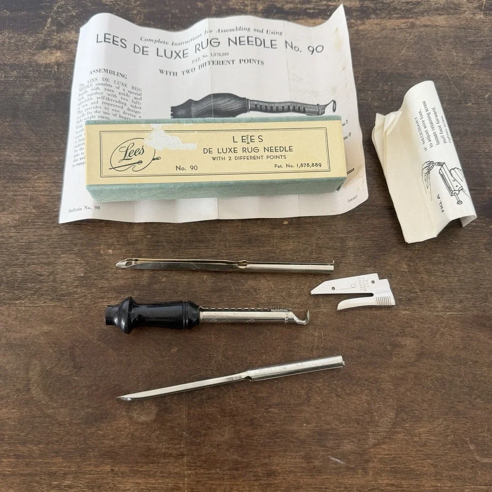Vintage LEES DE LUXE RUG NEEDLE  No. 90 Original Box + Instructions‎ Mid Century